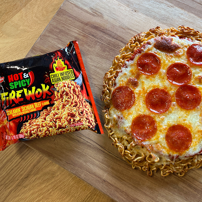 HOT & SPICY FIRE WOK PIZZA