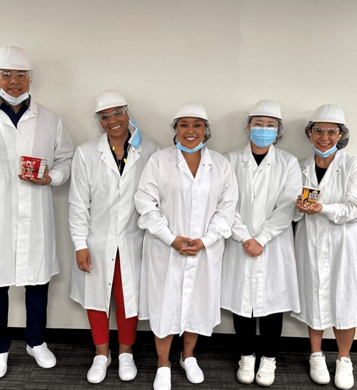 MAYOR OF GARDENA VISITS NISSIN FOODS GARDENA OFFICE